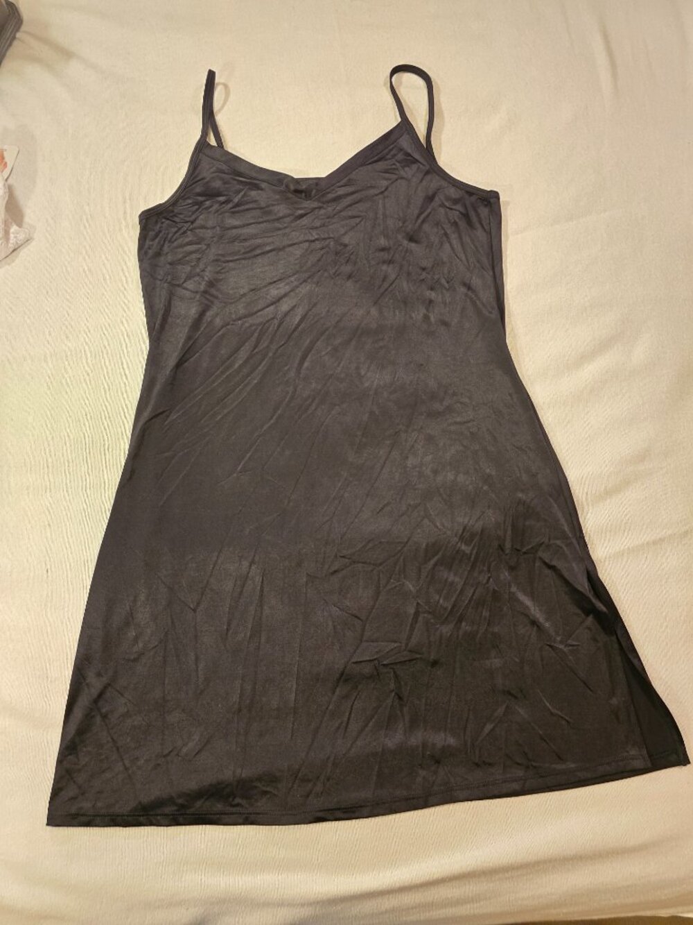 Vassarette Black Full Slip - Size Large (L/44) Mini Skirt Length